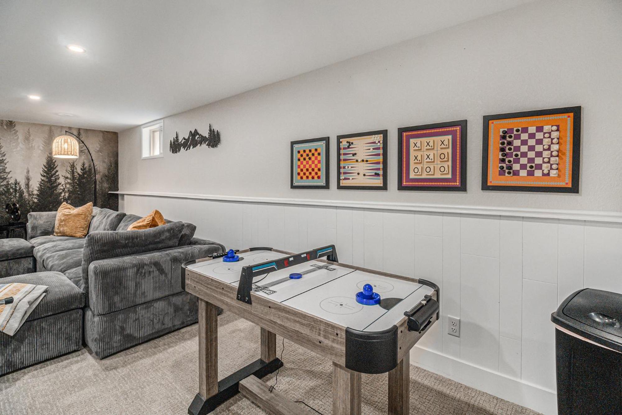 Heights Hideaway - Great Location - Game And Movie Room Westminster Exterior photo